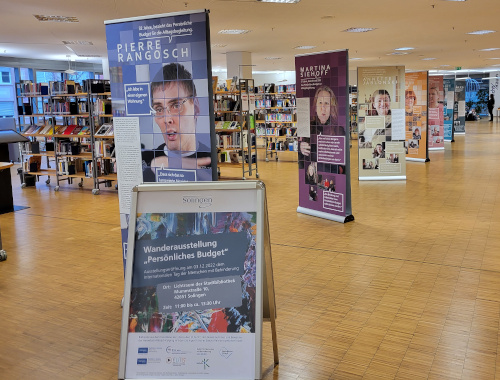 Ausstellung zum Persönlichen Budget in der Stadtbibliothek Solingen