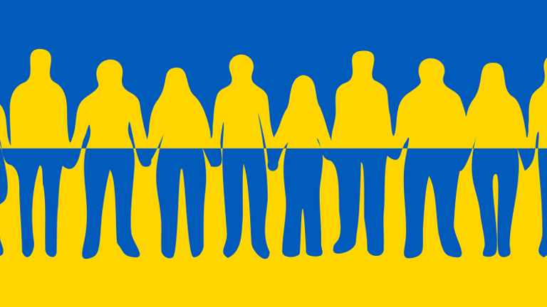 Blau und gelb (Farben der Ukraine); Menschen, die sich an den Händen fassen