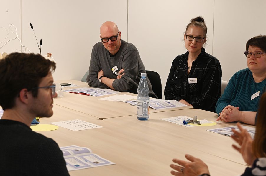 Workshopteilnehmende und Stephan Wieners, KSL.OWL