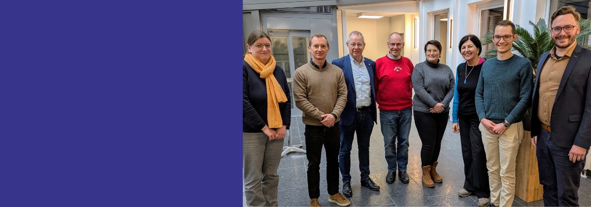 v.l.n.r.: Susanne Schulte-Mausbeck (KSL.Düsseldorf), Jörg Rodeike (KSL.Düsseldorf), Karl-Josef Büscher (Landesseniorenvertretung NRW), Wolfgang Bennewitz (Politisch Selbstbestimmt Leben NRW e.V.), Clara Lenkeit (LAG Selbsthilfe NRW), Barbara Eifert (Landesseniorenvertretung NRW), Johannes Hitzegrad (Landesjugendring NRW), Benedikt Lechtenberg (Vdk NRW e.V.) 