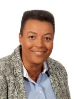 Portraitbild Jeannette Kapere