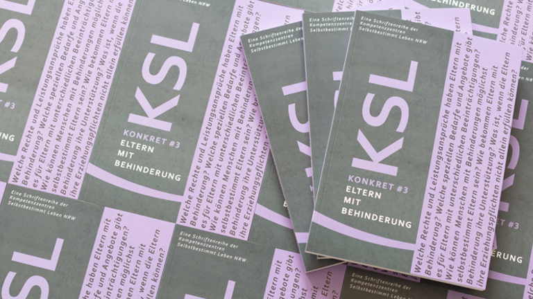 Das Bild zeigt mehrere Broschüren der KSL Konkret  #3