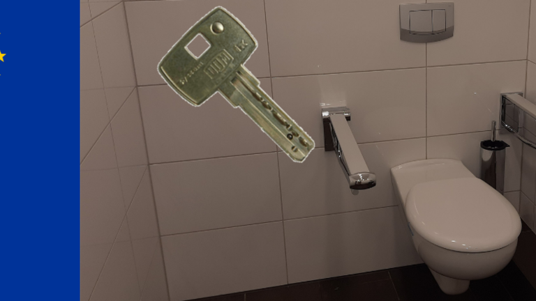 Behindertengerechte Toilette, Euroschlüssel, Flagge EU