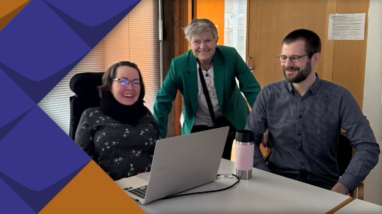 Katja Fellenberg und Gero Büskens vom KSL.Düsseldorf mit Gaby Bongard (mittig), ehrenamtliche Behindertenbeauftragte in Haan