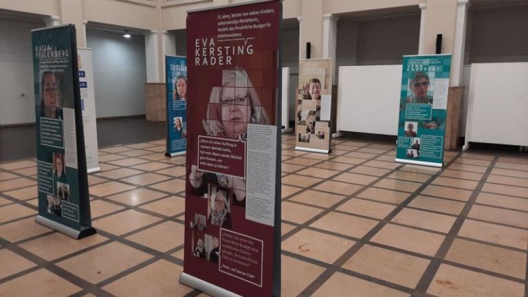 Elemente der Wanderausstellung zum Persönlichen Budget